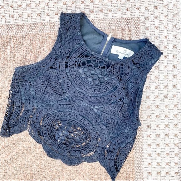 Urmoda Tops - Urmoda Black Lace Cropped Tank Top